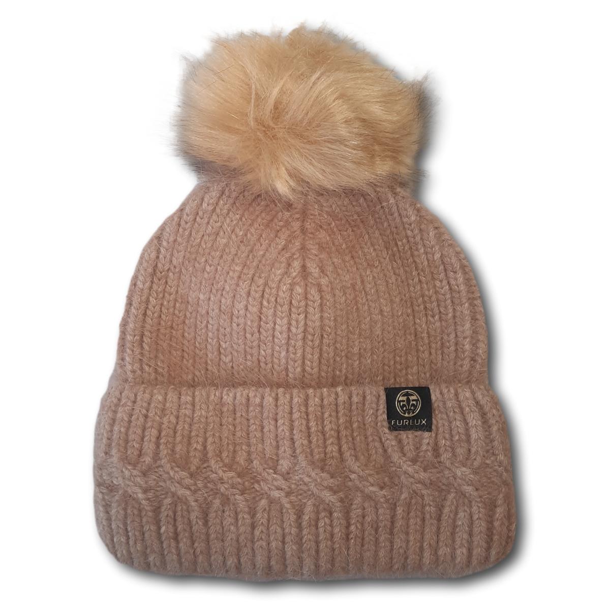 Cable Knit Soft Toque
