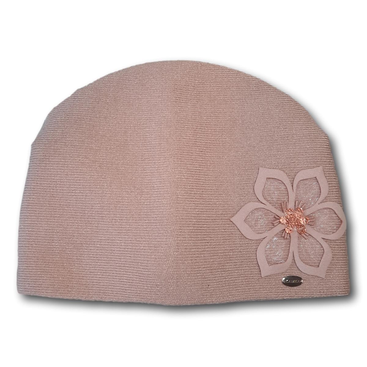 Zafira Toque with Flowers